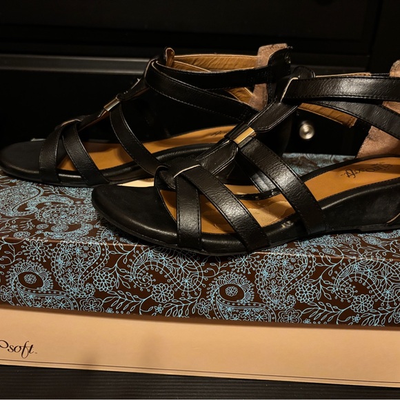 Eurosoft Shoes - Aerosoles Black Strappy Wedge Sandals